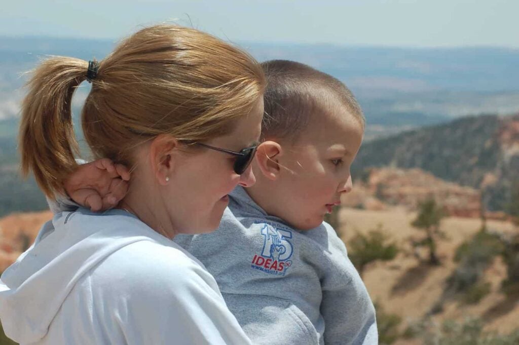 Child overlooking bryce