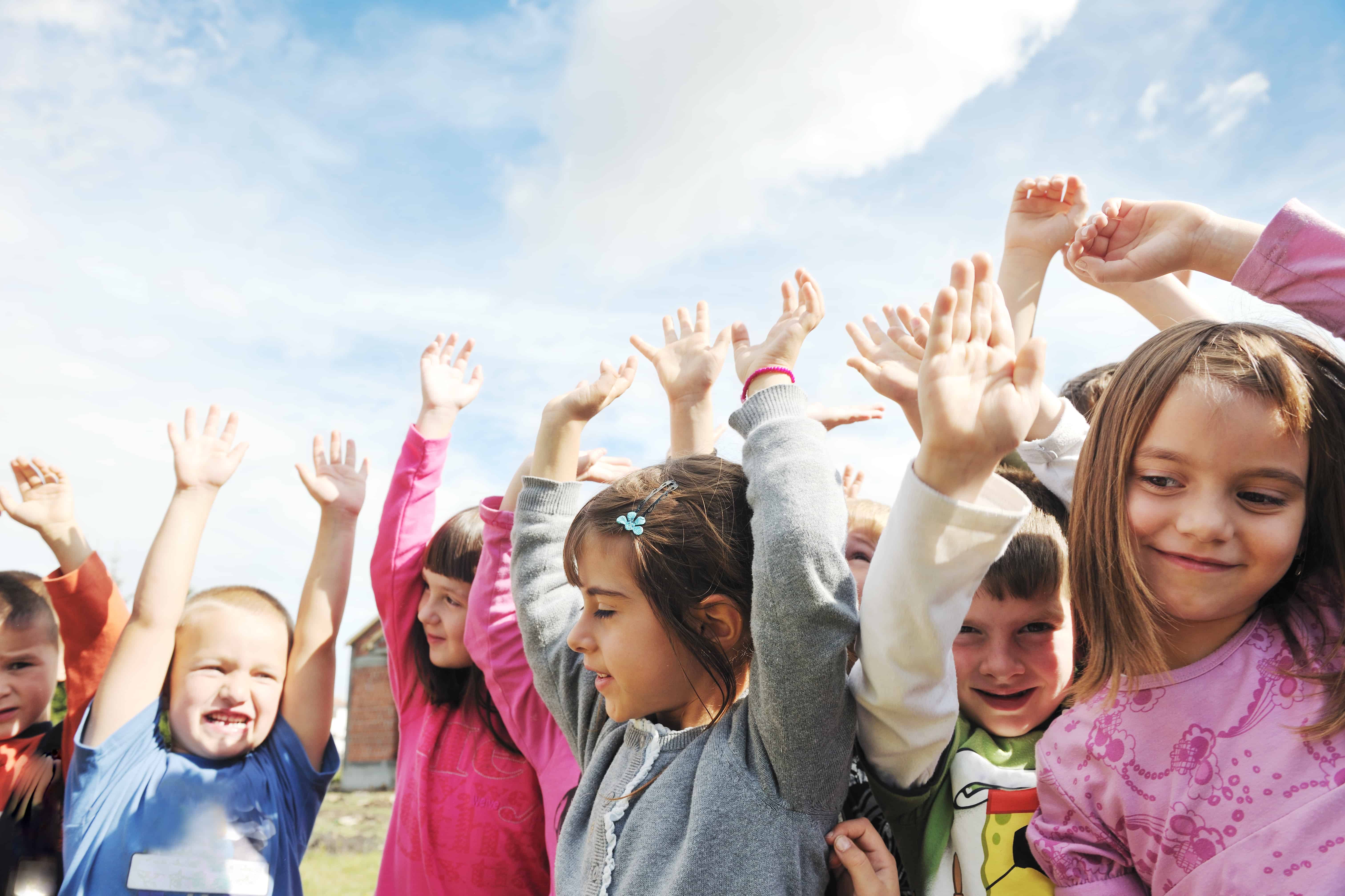 21 fun classroom games for all ages (no prep work! ) 4 Children playing classroom games