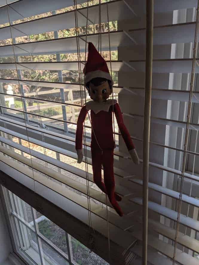 35 Easy, LastMinute Elf on the Shelf Ideas (with pictures)