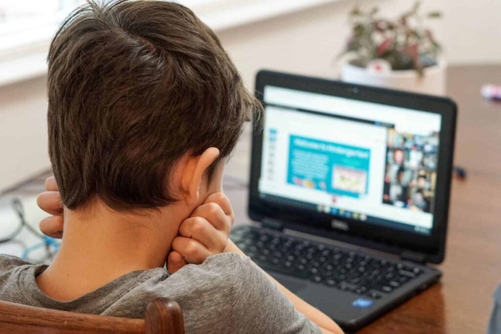 Being able to maintain sustained focus is a struggle for many students with adhd.